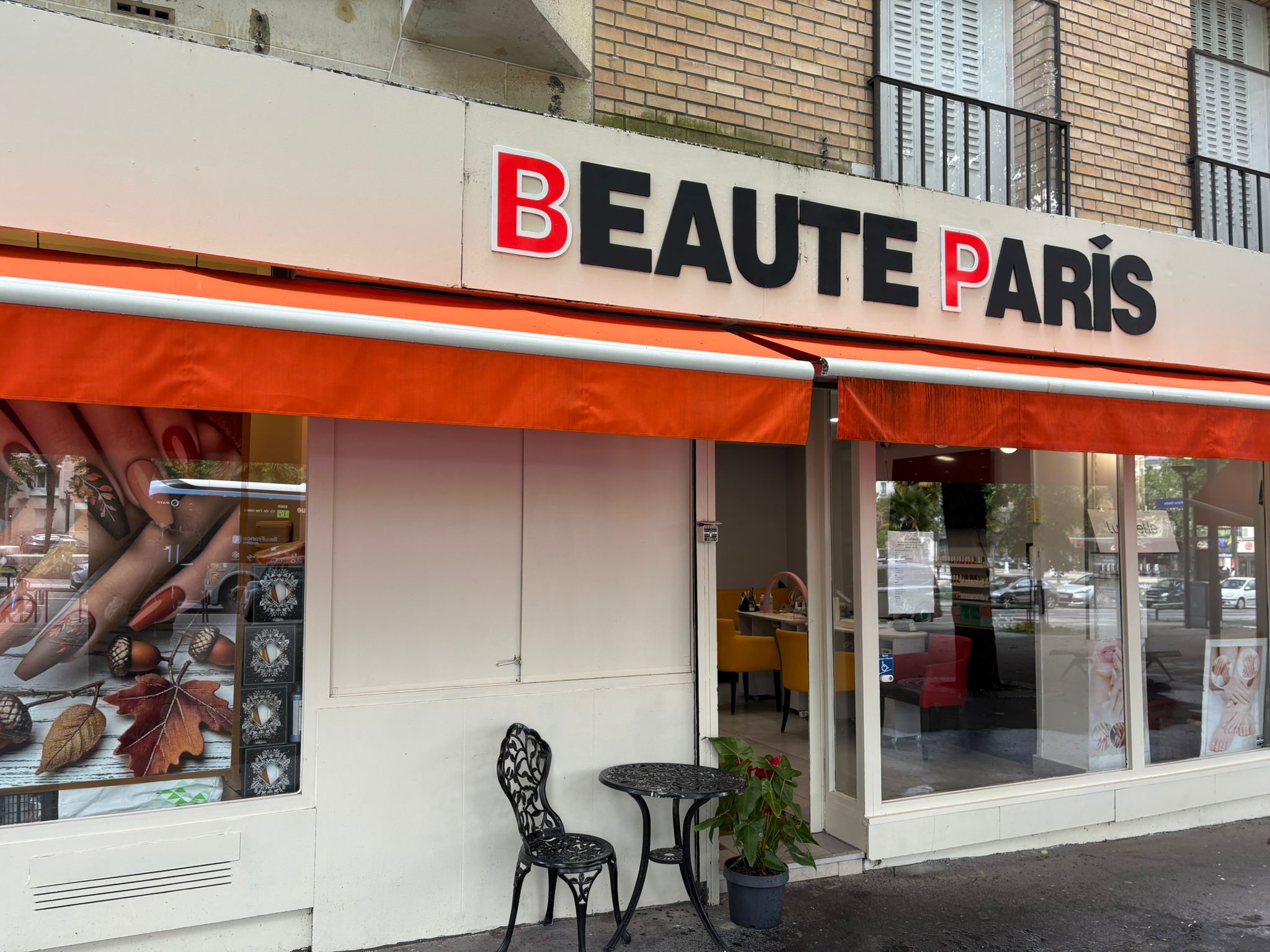 Entrée du salon Beauté Paris